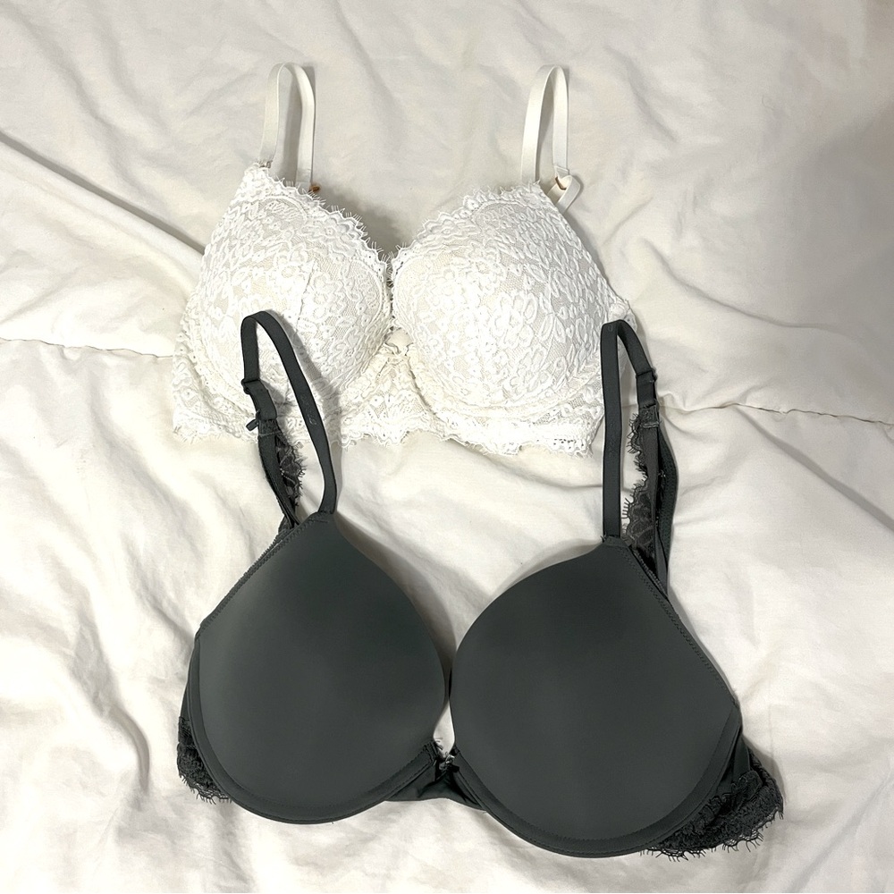 32D bra bundle